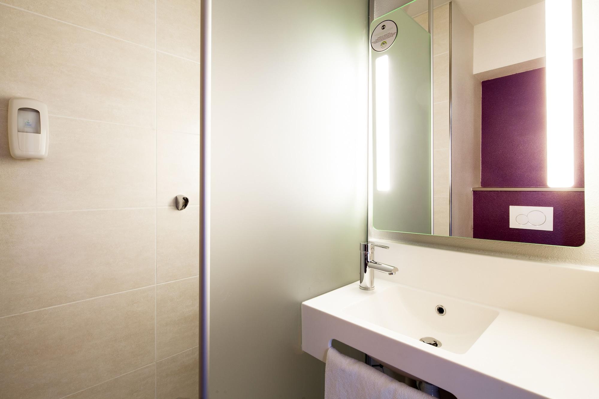 B&B Hotel Paris Romainville Noisy-Le-Sec Eksteriør billede